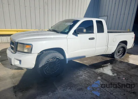 2008 Dodge Dakota Slt z USA, uszkodzony, nr VIN 1D7HW42N48S590906